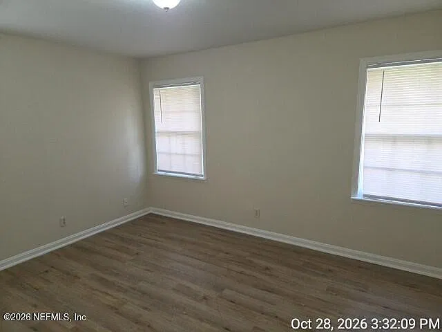 3 bed, 2.5 bath, 1946 sqft, $2,100 — Photo 4
