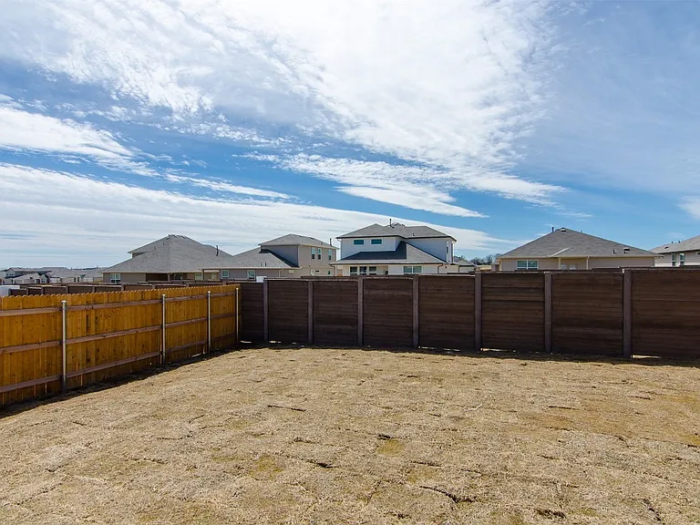 256 Cherry Laurel Ln — Photo 24