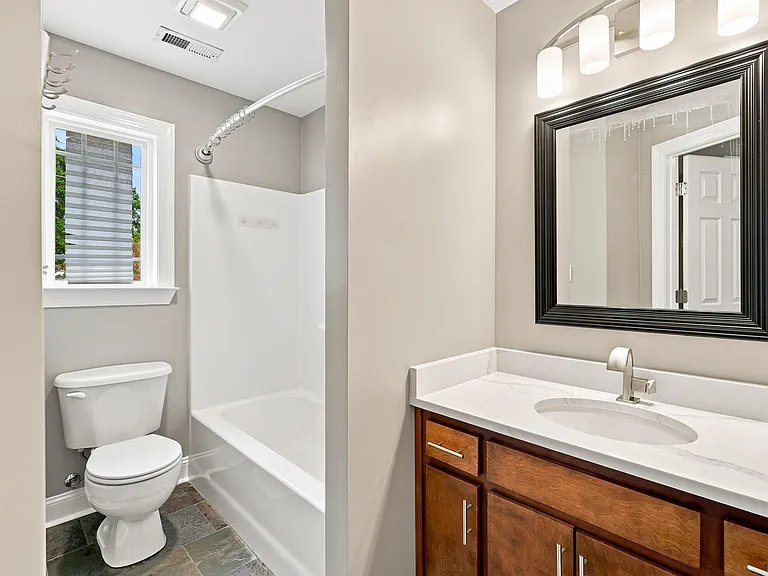 417 Rosewood St — Photo 11