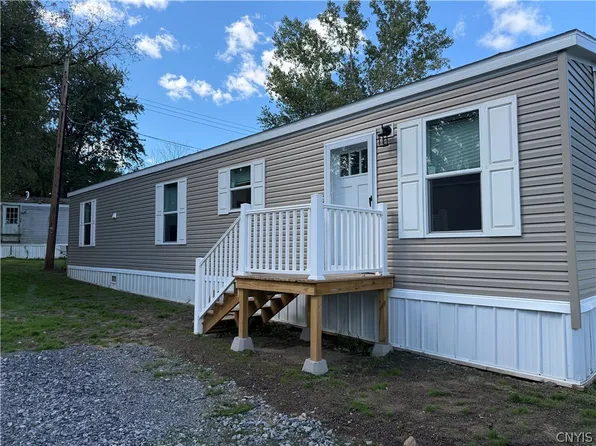 310 Rolling Hill Park Ky #5, Elbridge, NY 13060