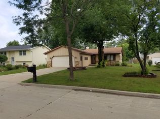 628 E Mitchell Ave, Appleton, WI 54915