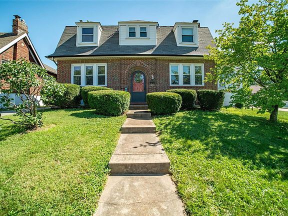 2nd image of 9010 Niles Pl