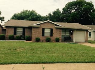 4323 Birch Dr, Mesquite, TX 75150