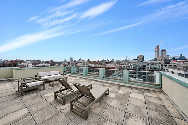 Rented by Douglas Elliman | media 31