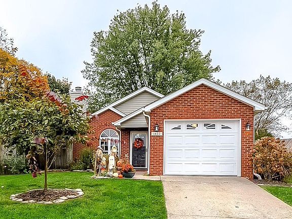 2nd image of 1422 Equestrian Way