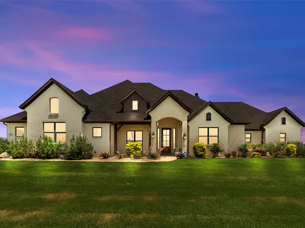 316 El Pescado Ct, Godley, TX 76044