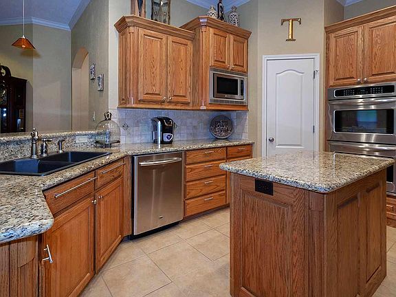 5th image of 6320 Claybourn Dr