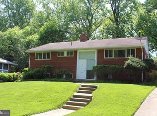 5924 Rudyard Dr, Bethesda, MD 20814