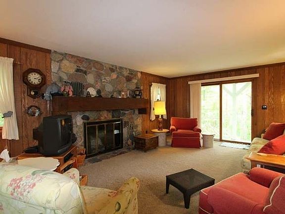 4th image of 3103 N Shore Dr #N