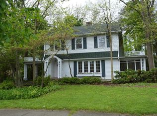 33 S Kensington Pl, Springfield, OH 45504