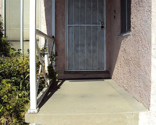 3rd image of 2166 Adriatic Avenue