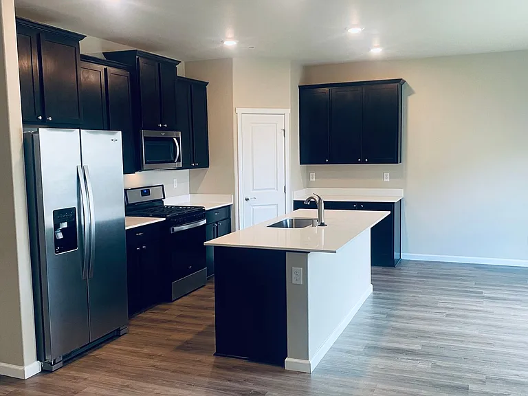 4508 Sand Dollar St — Photo 2