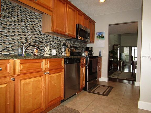 4th image of 2247 Cypress Cove Dr