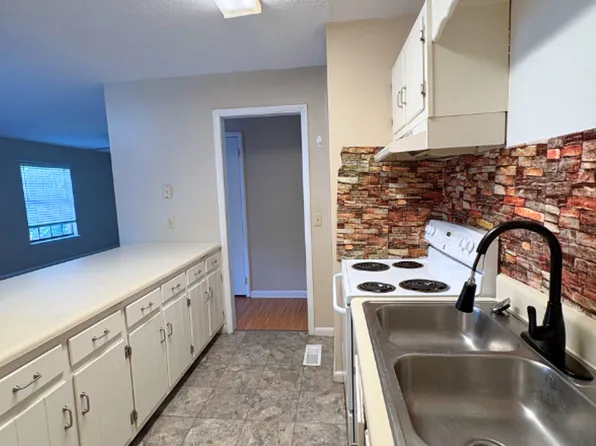8881 Millard Lee Ln, Chattanooga, TN