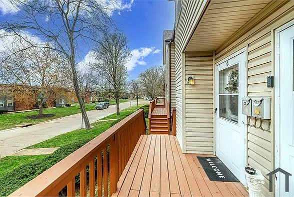 10161 Squire Meadows Dr #C — Photo 4