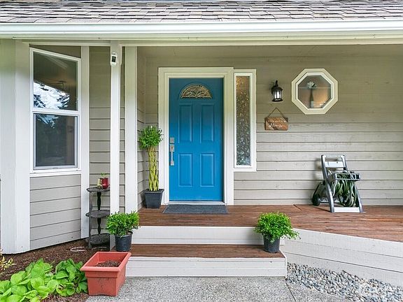 3rd image of 14217 76th Avenue E