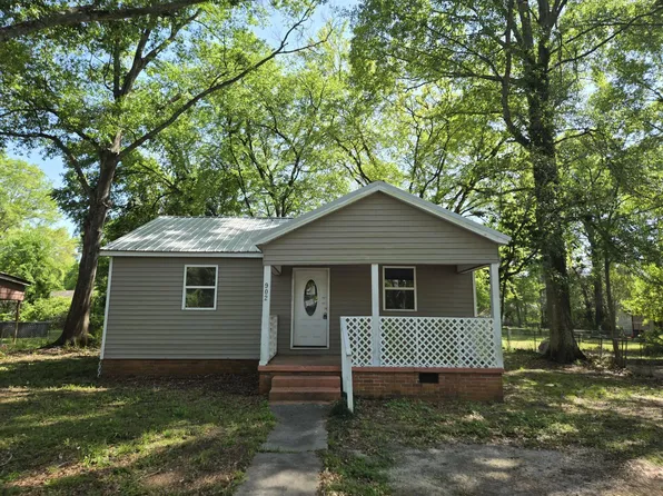 902 Lafayette St, Columbia, MS 39429