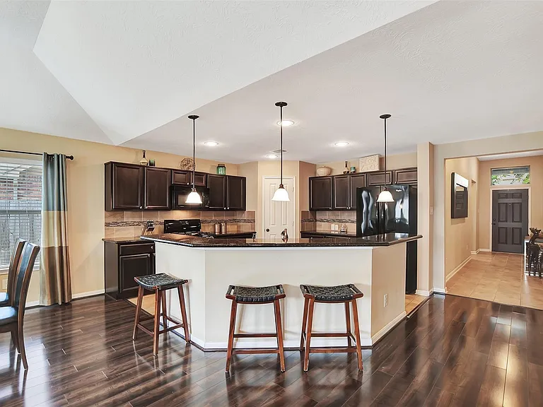 9706 Lockhart Reach Ln — Photo 6