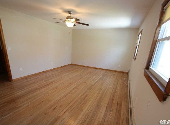4th image of 115 Mount Sinai Ave