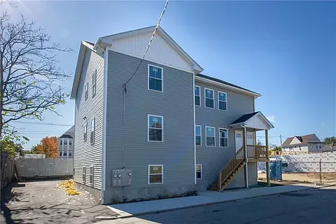 Building Photo - 56 Greenwich St #1