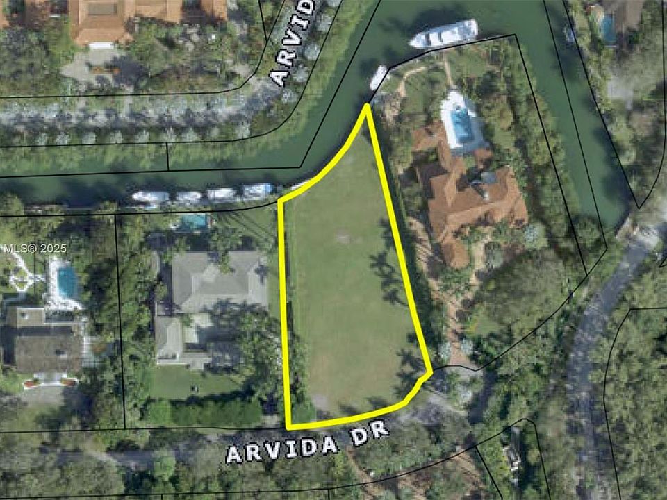 1st image of 9175 Arvida Dr