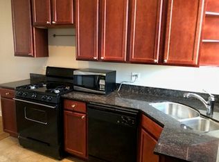 7462 N Greenview Ave #1, Chicago, IL 60626