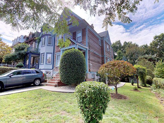 3rd image of 48 Westervelt Ave
