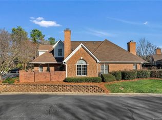 7401 Hurstbourne Green Dr, Charlotte, NC 28277
