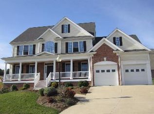 313 Windsor Dr, Fishersville, VA 22939