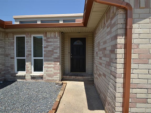 2nd image of 15718 Fox Springs Dr