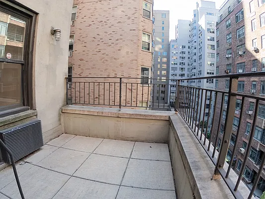 Rented by Urban Real Estate Inc | media 16