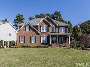 712 Rushing Falls Pl, Fuquay Varina, NC 27526
