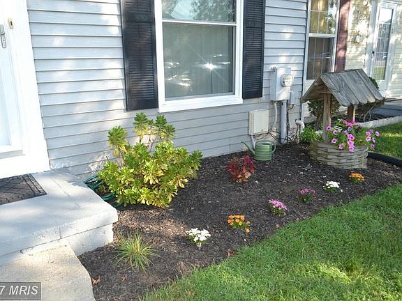 3rd image of 692 Paddle Wheel Ct W