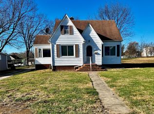 210 S West St, Perryville, MO 63775