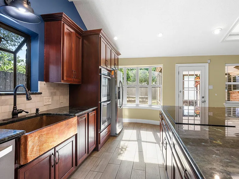 3010 Westerland Dr — Photo 17