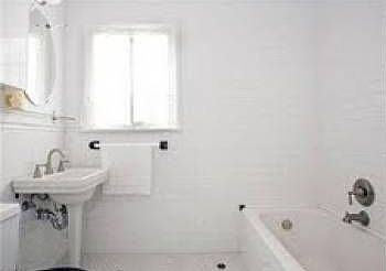 4th image of 812 E 88th Pl