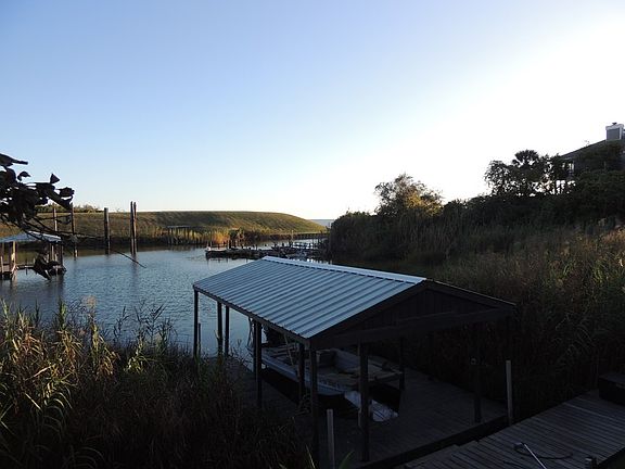5th image of 331 Bella Vista Basin Ln