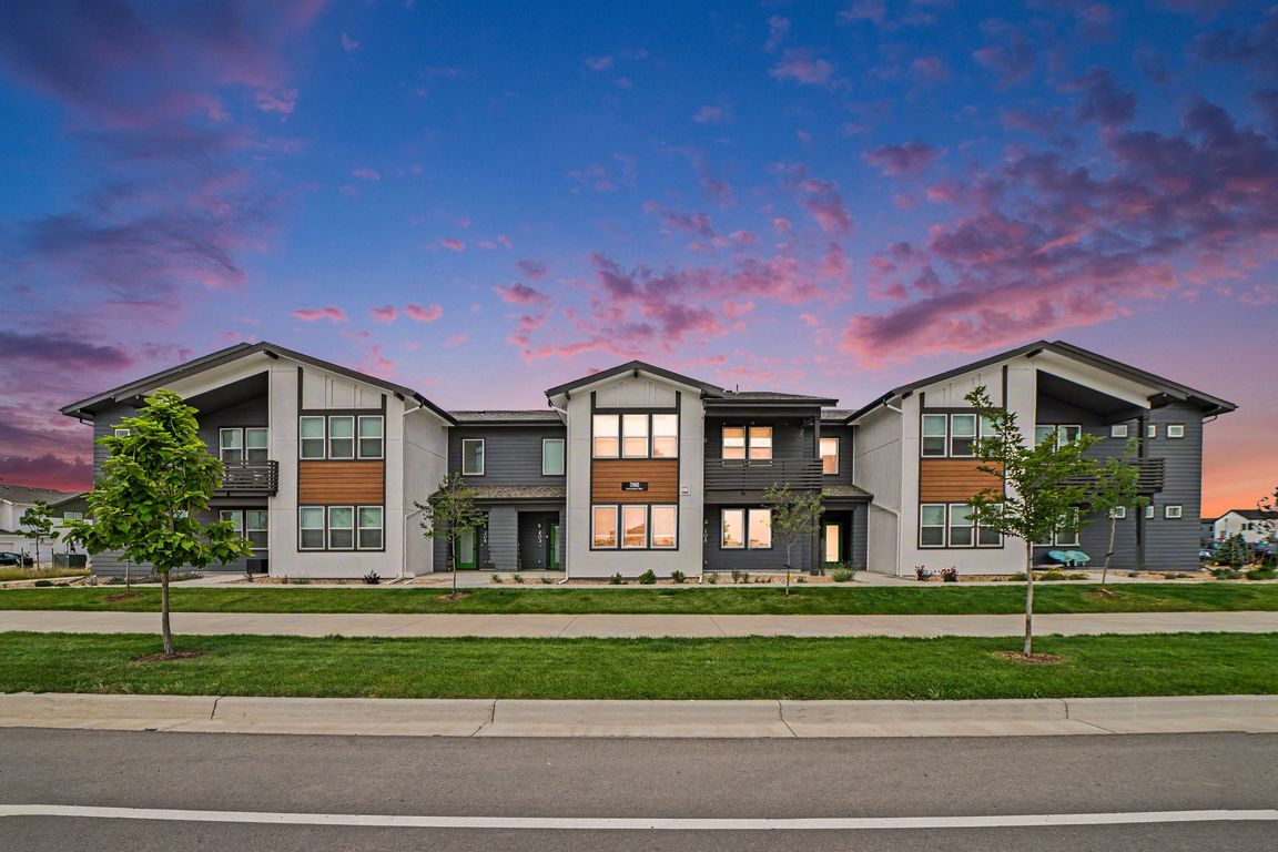 Individual Sun Deck on Second Story Homes