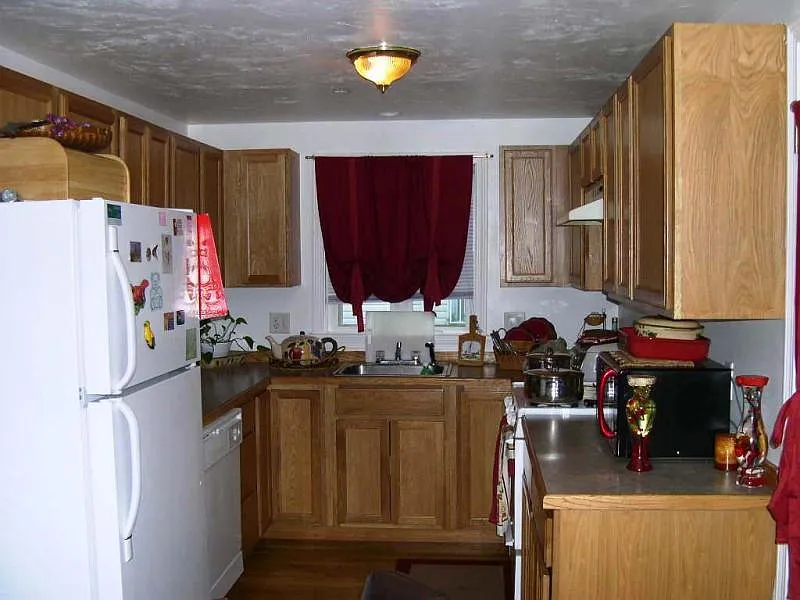 2 bed, 1200 sqft, $2,500 — Photo 4