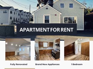431 Main St #2, East Greenwich, RI 02818