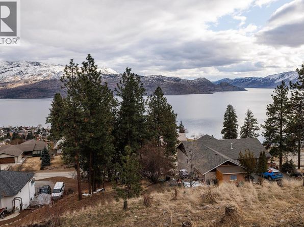 3993 Ponderosa Pl, Peachland, BC V0H 1X5