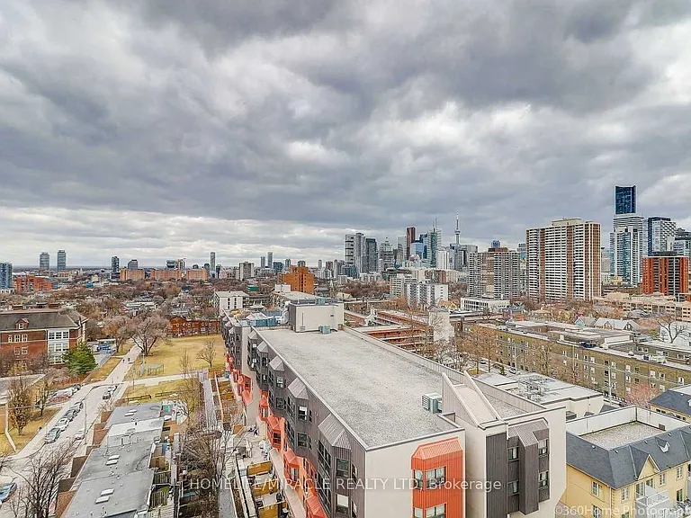 225 Wellesley St E #607 — Photo 4