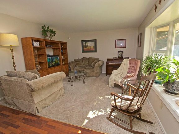 4th image of 3490 E Nonchalant Cir