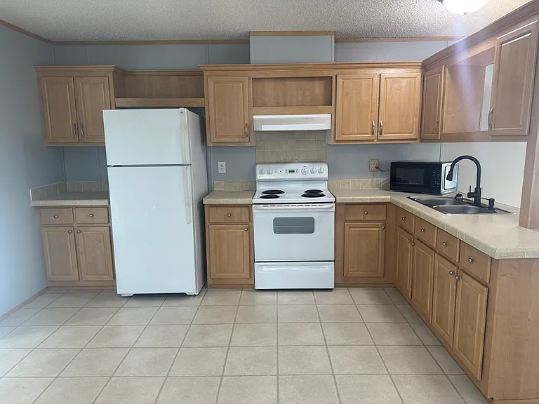 400 Sturgill Rd — Photo 4