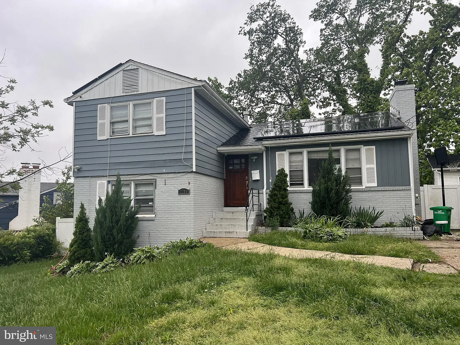 2704 Hughes Rd photo 1