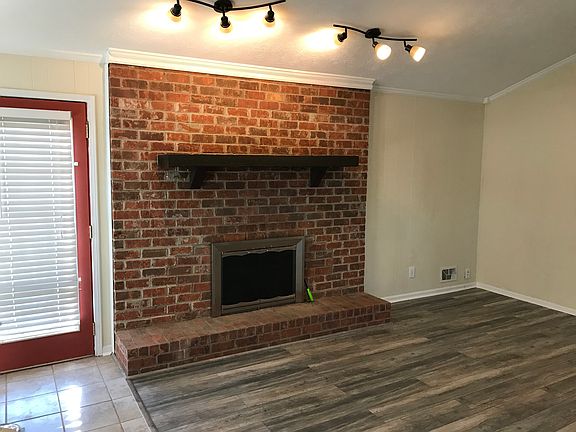 3rd image of 1181 Timberland Dr