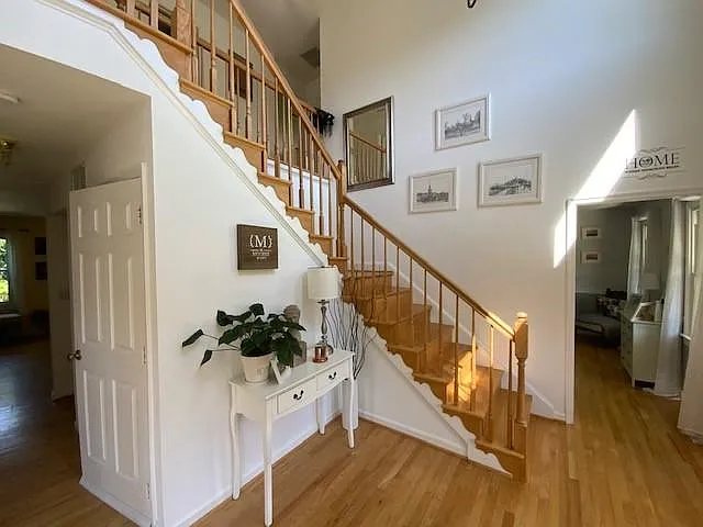 18608 Woodway Dr — Photo 8