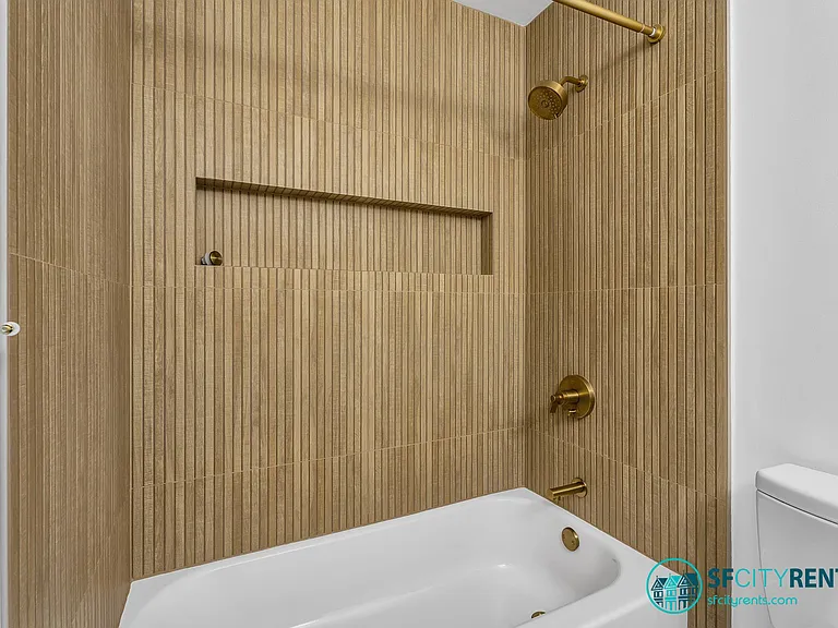 1043 Dolores St — Photo 19
