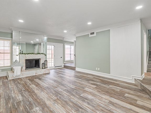 5th image of 12748 Burninglog Ln