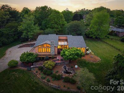 213 Hospital Ave NE, Lenoir, NC, 28645